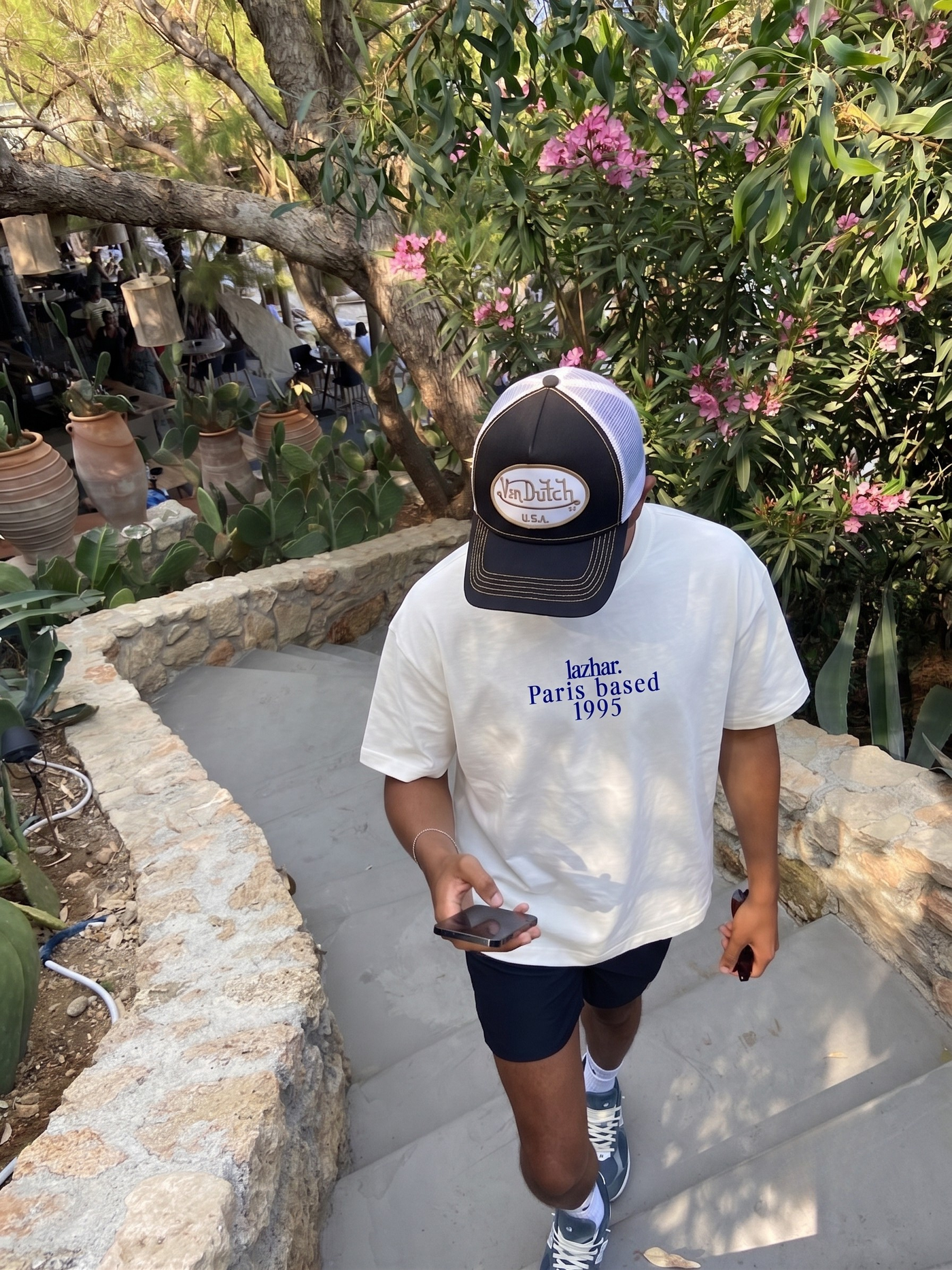 Fear of being averaged tee